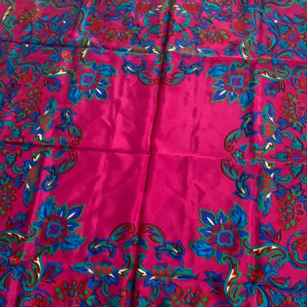 Liz Claiborne scarf